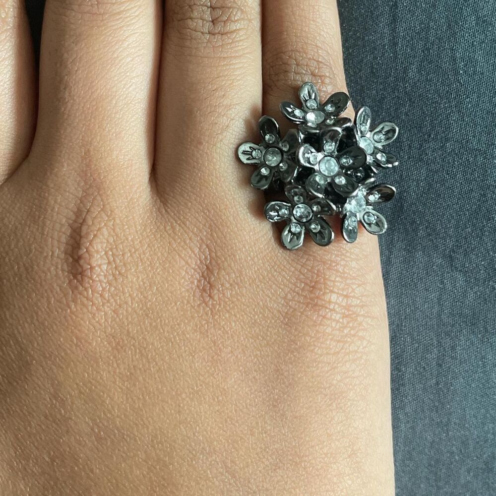 Unbranded Women's Silver and Grey Jewellery